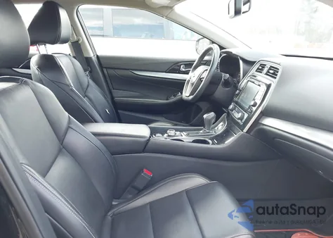 2016 Nissan Maxima 3.5 Sv z USA, uszkodzony, nr VIN 1N4AA6AP0GC391617